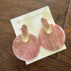 NEVER WORN Kendra Scott Pink Didi Rhodonite Earrings